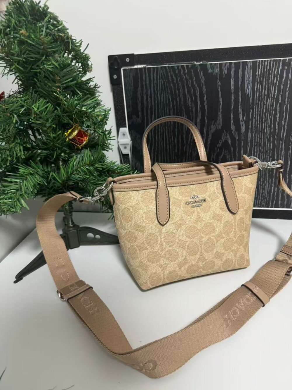 Coach mini tote = daily luxury ✨ Iconic signature canvas, endless styling possib